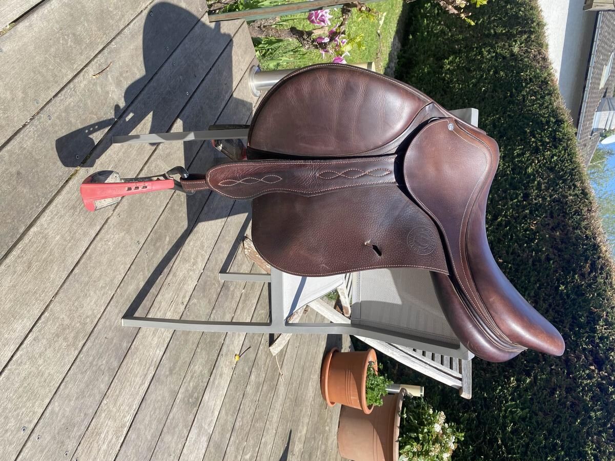 Selle Antarès signature