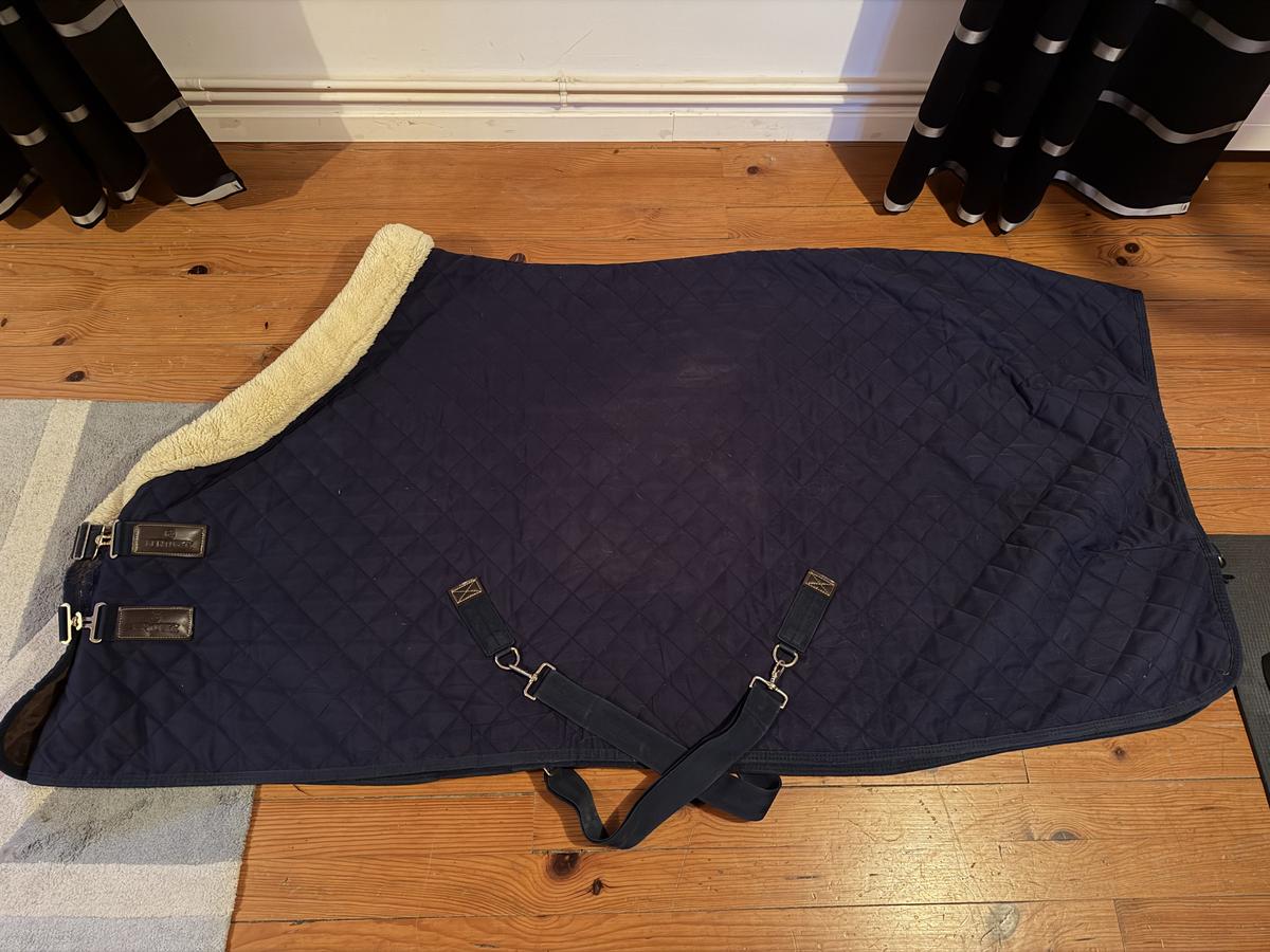 Couverture de présentation 160g / 145cm