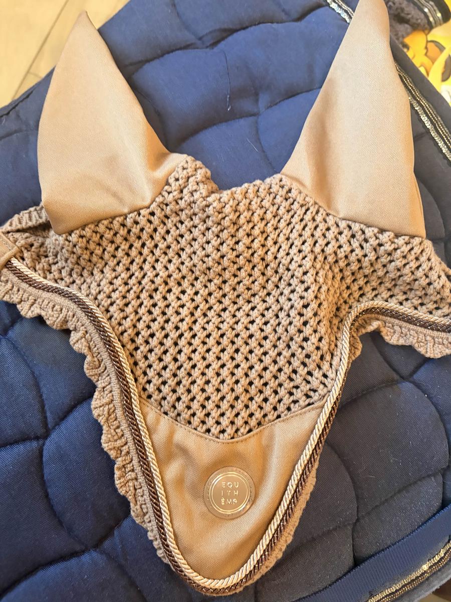 bonnet equitheme marron