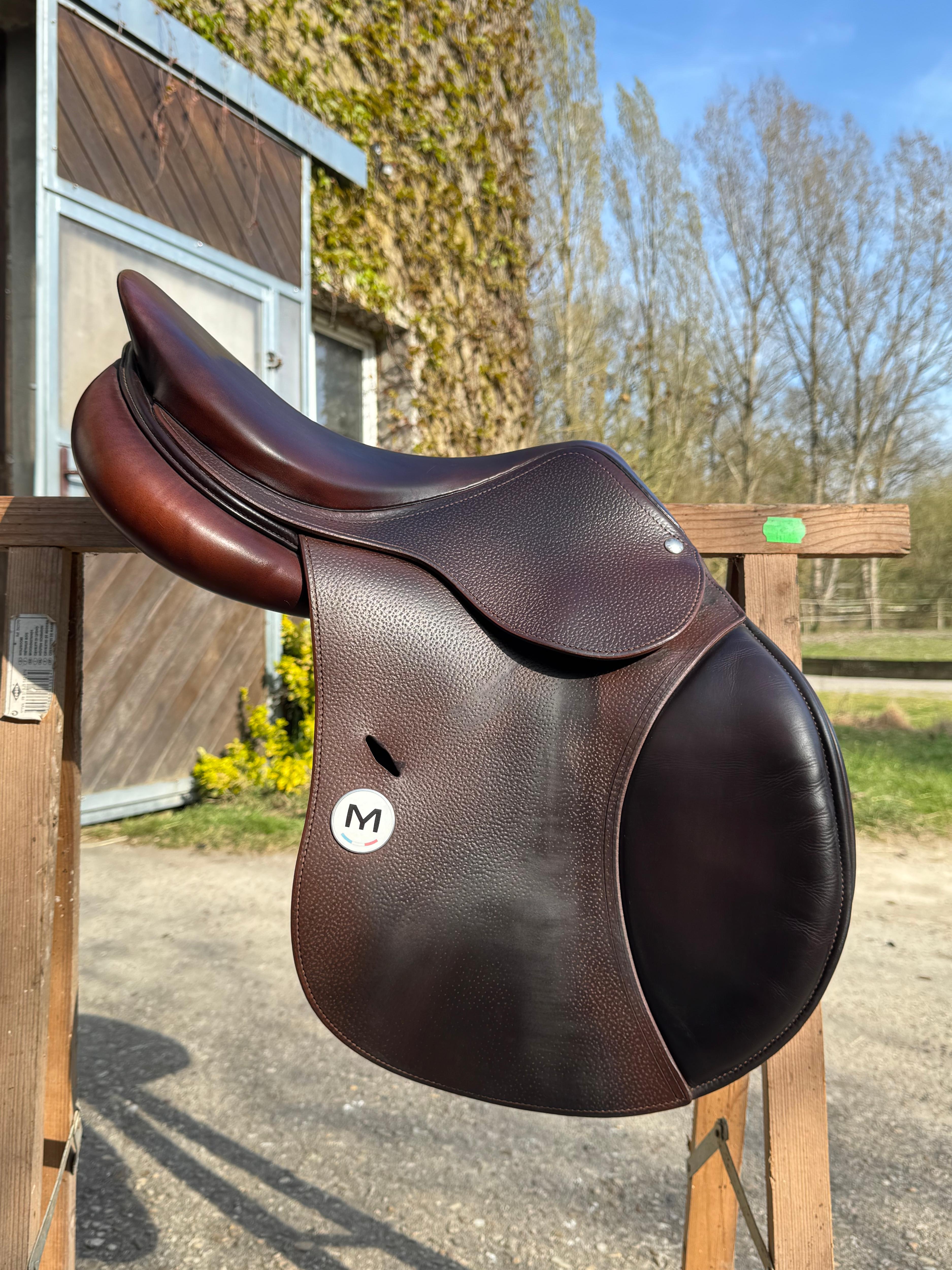 Selle Meyer 16,5" - 2018 - Excellent état