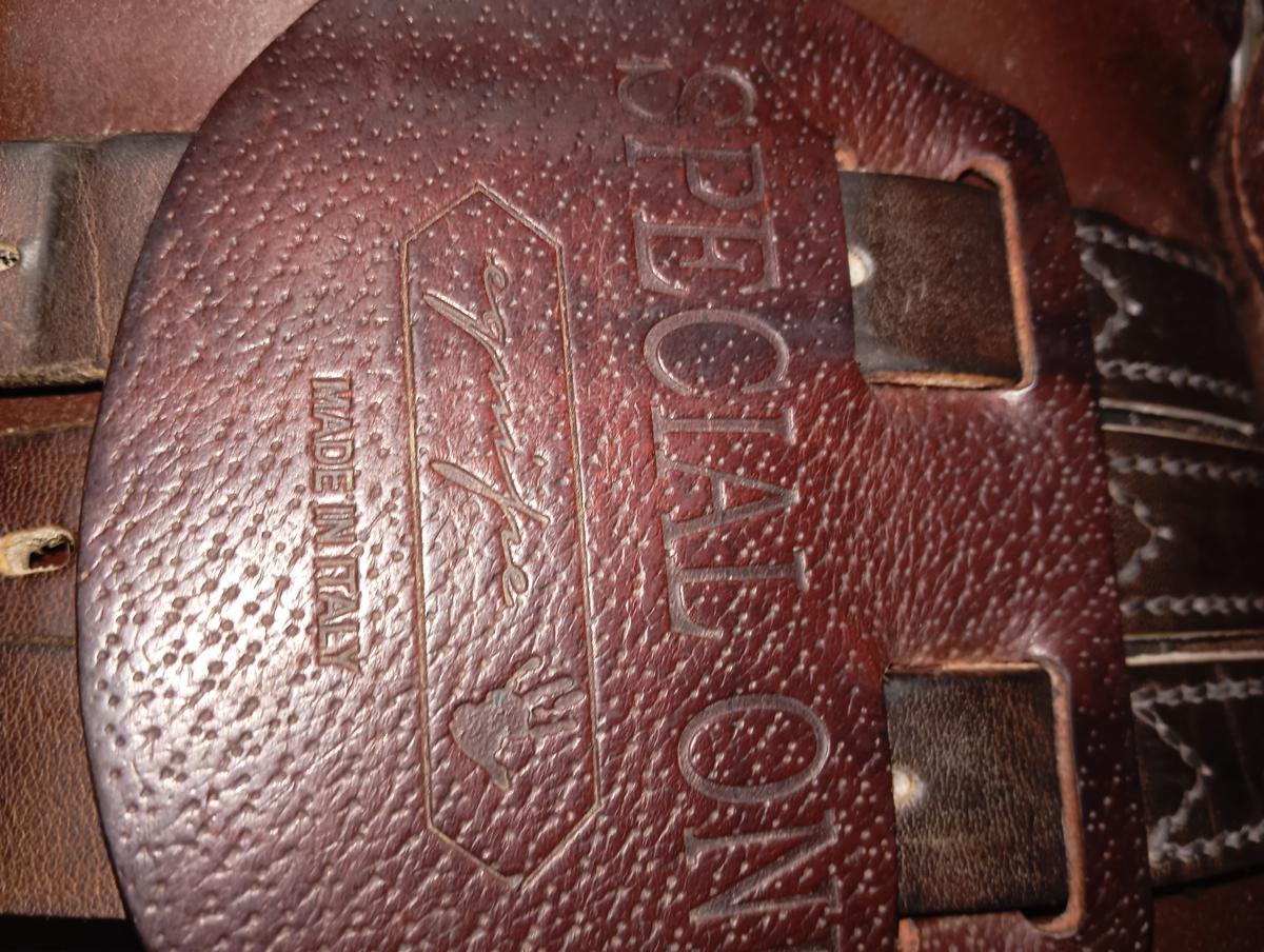 Selle carbone équipe