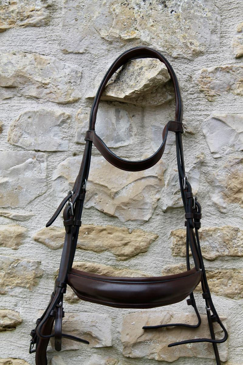 Bride marron Dyon avec les rênes Dyon