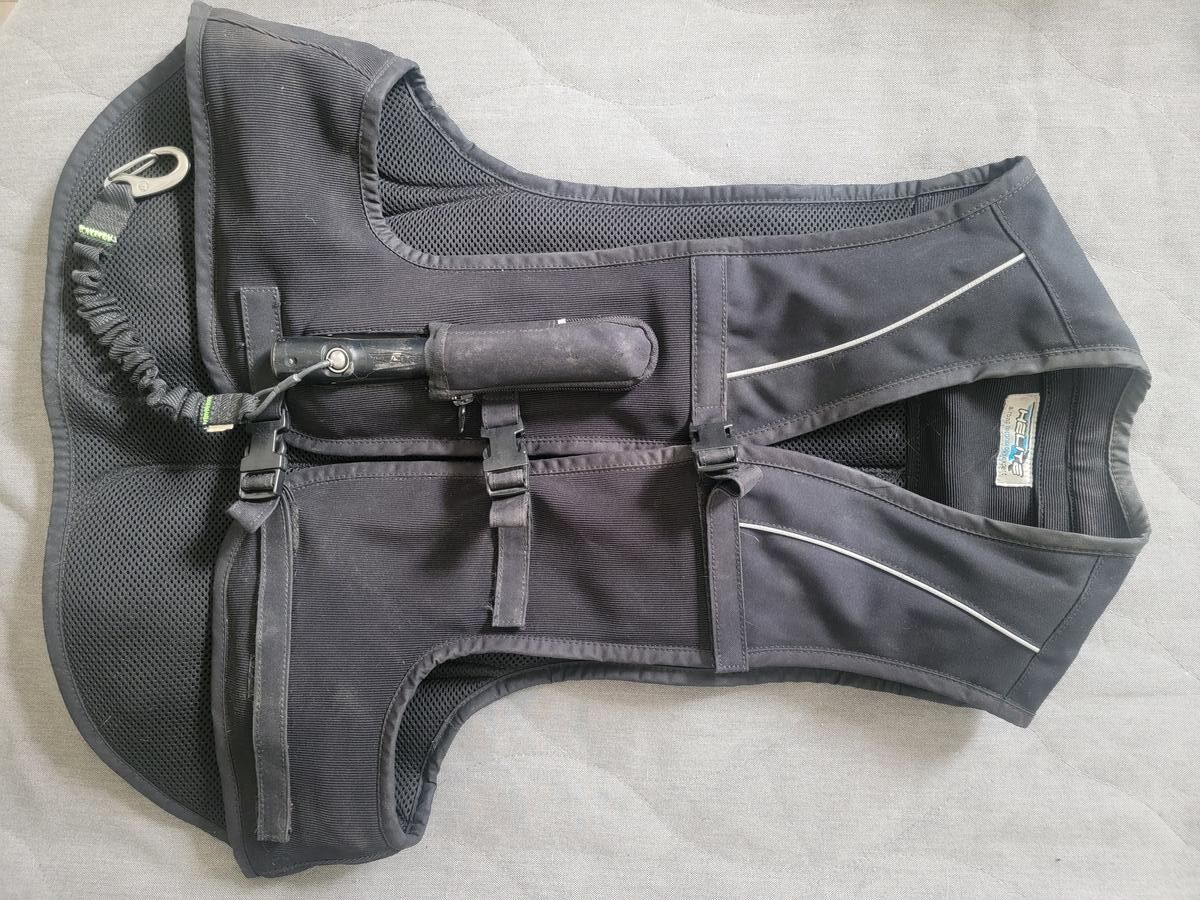 Airbag équitation Helite + 3 cartouches