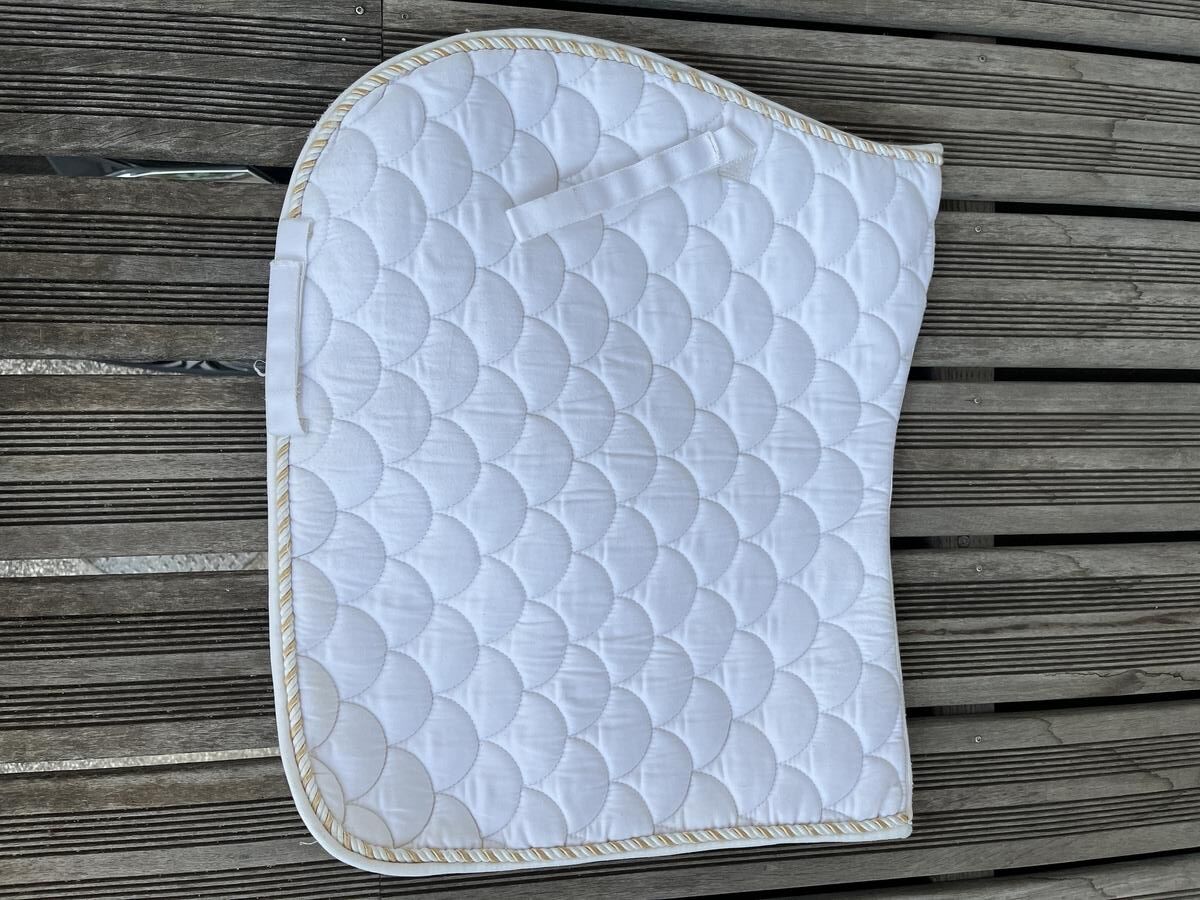Tapis blanc