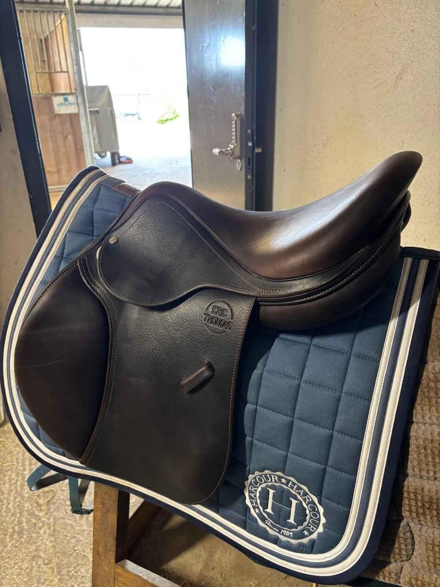 selle Eric thomas by antares