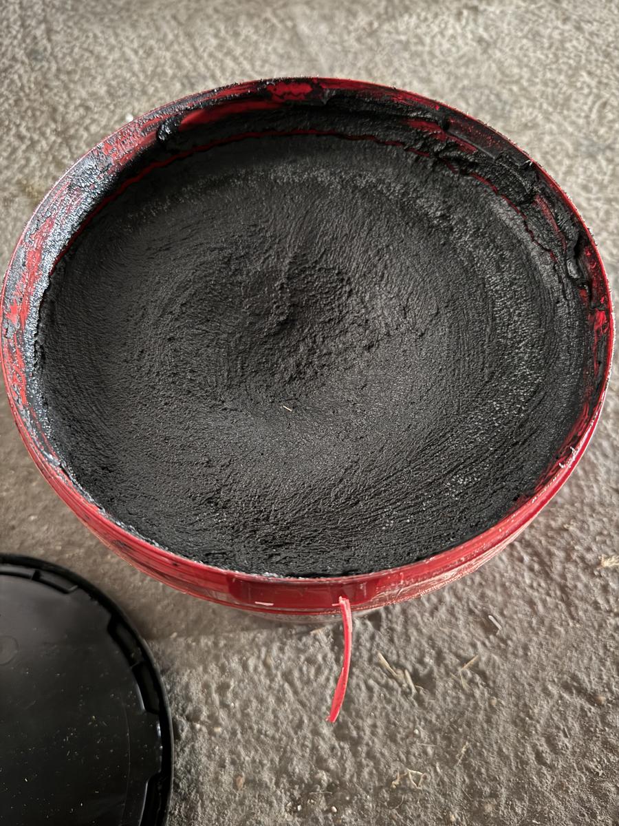 Kevin Bacon’s Hoof Dressing – Graisse noire 5L – Très bon état