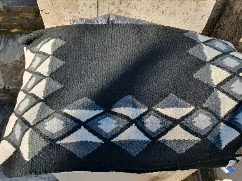 Tapis western noir blanc neuf pool's