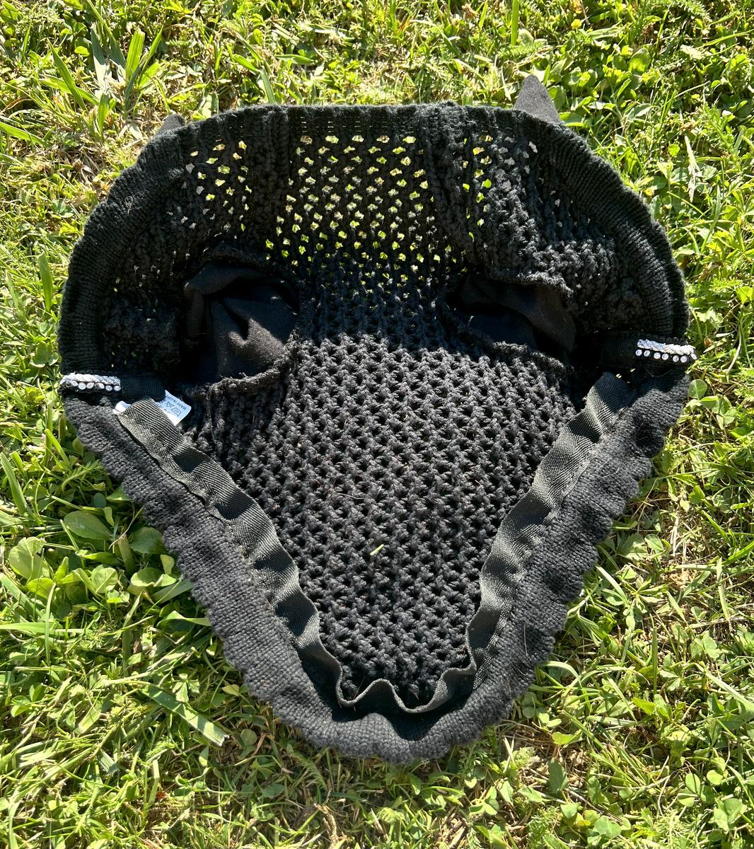 Bonnet Equiline