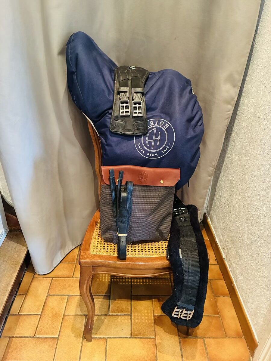 Selle Arion dressage 17” URGENT PRIX NEGO