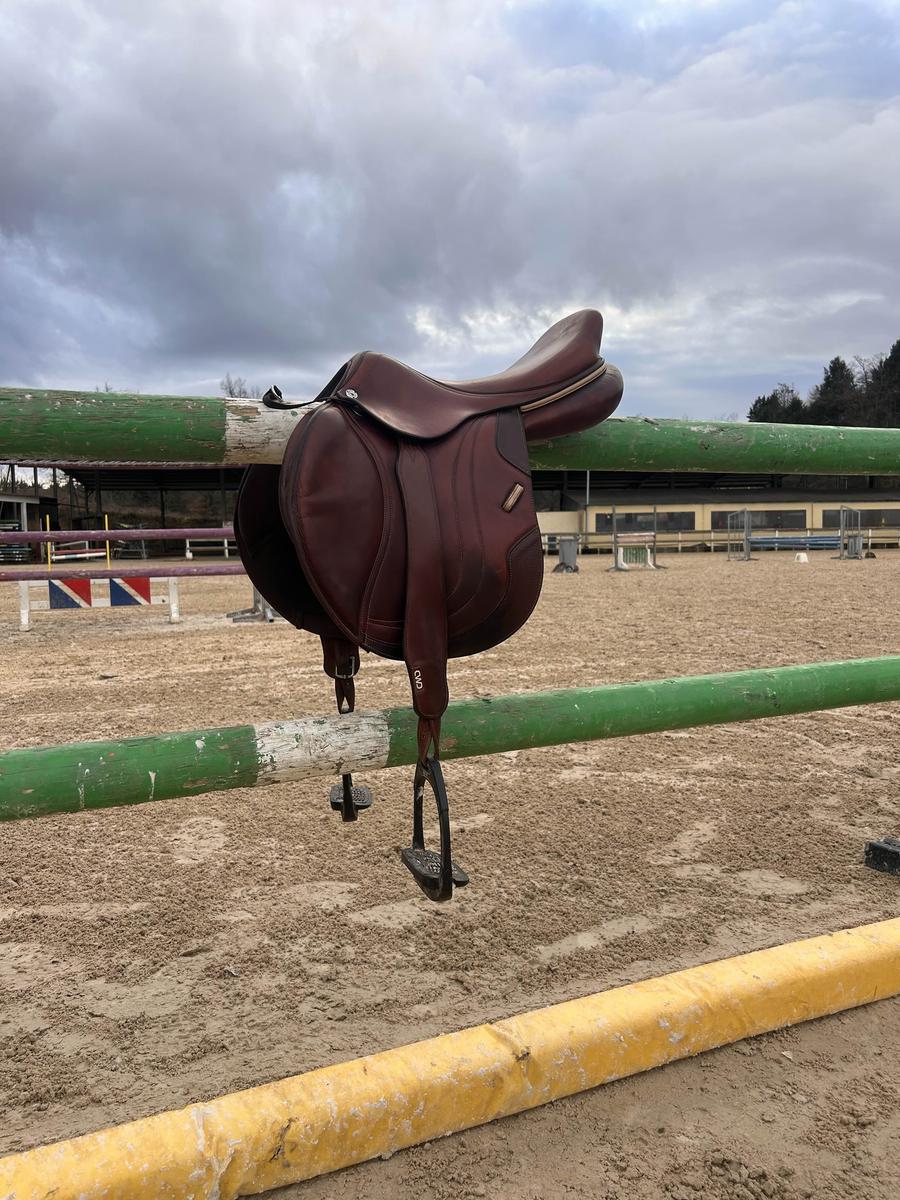 Selle CWD S02 – Semi-creux – 17,5 – 2020