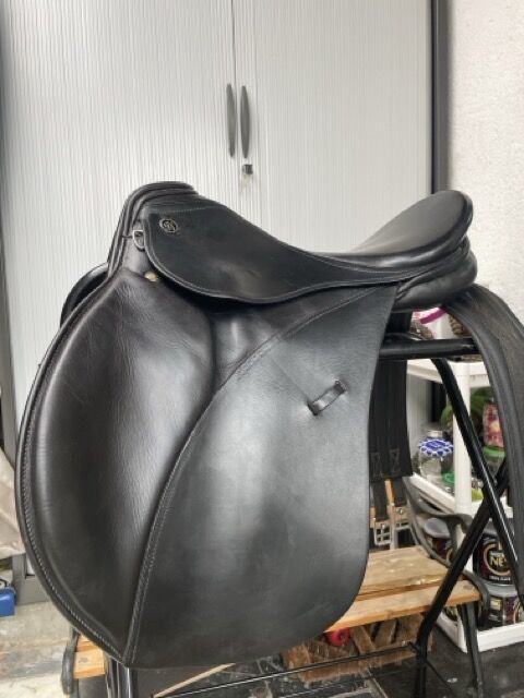 Selle mixte "nez coupé"