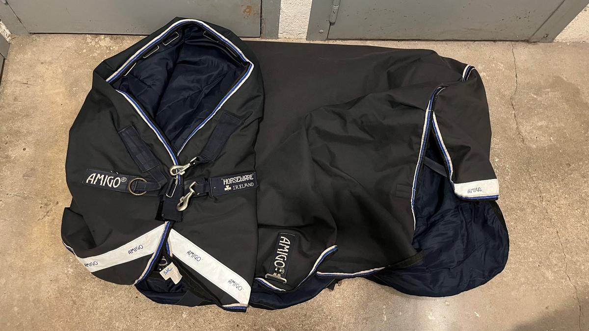 Couverture Horseware Amigo + cou