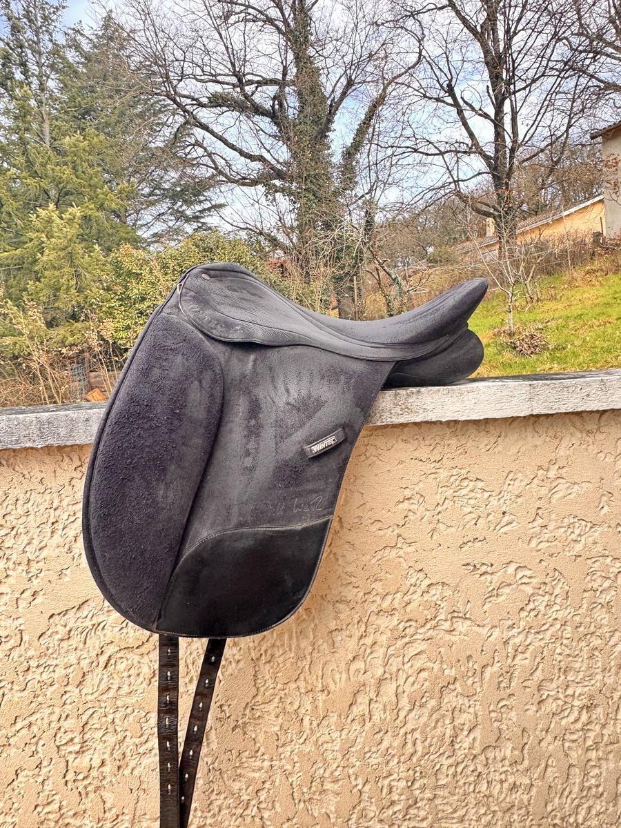 Selle de dressage Wintec / Bates Isabell Werth – Arcade interchangeable – Petit prix