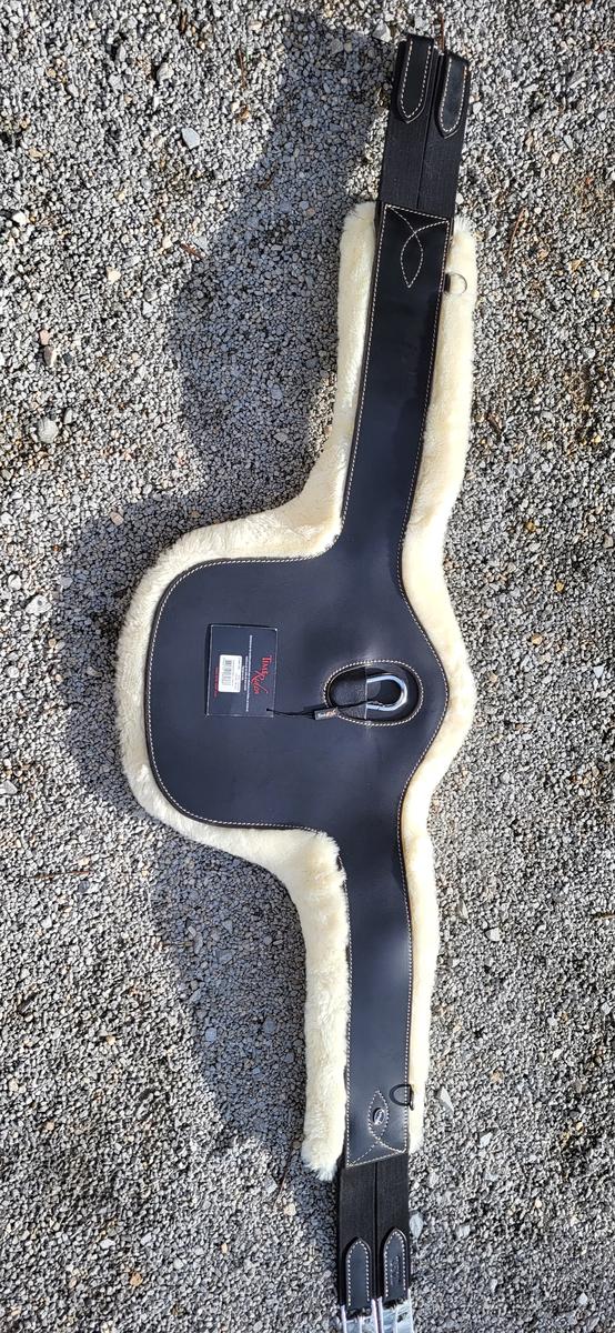 Sangle bavette en cuir