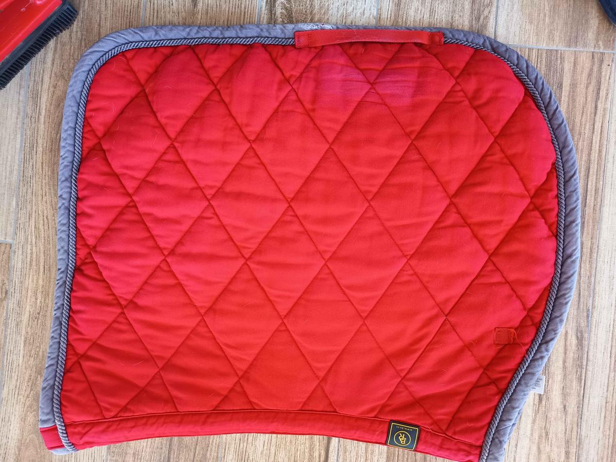 Tapis BR rouge