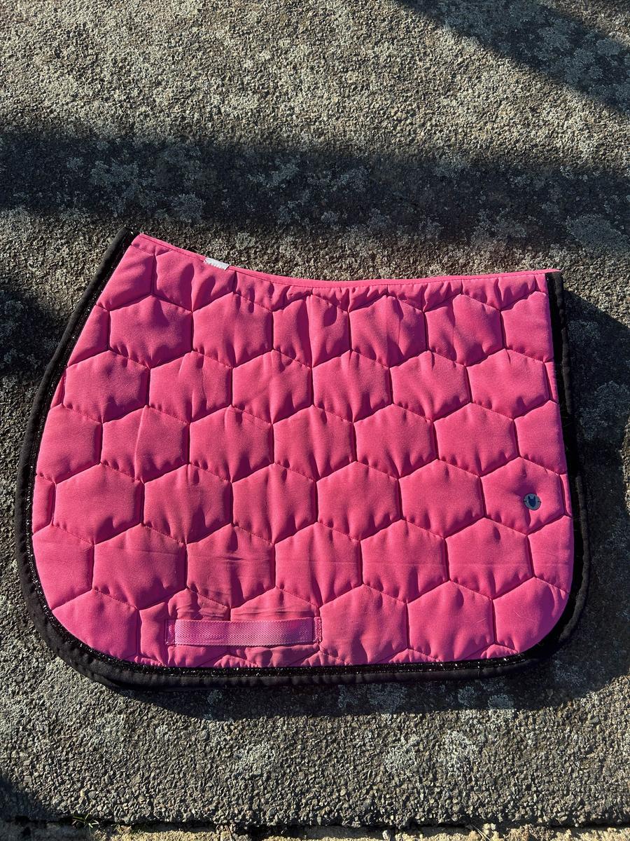 tapis equidees rose fushia