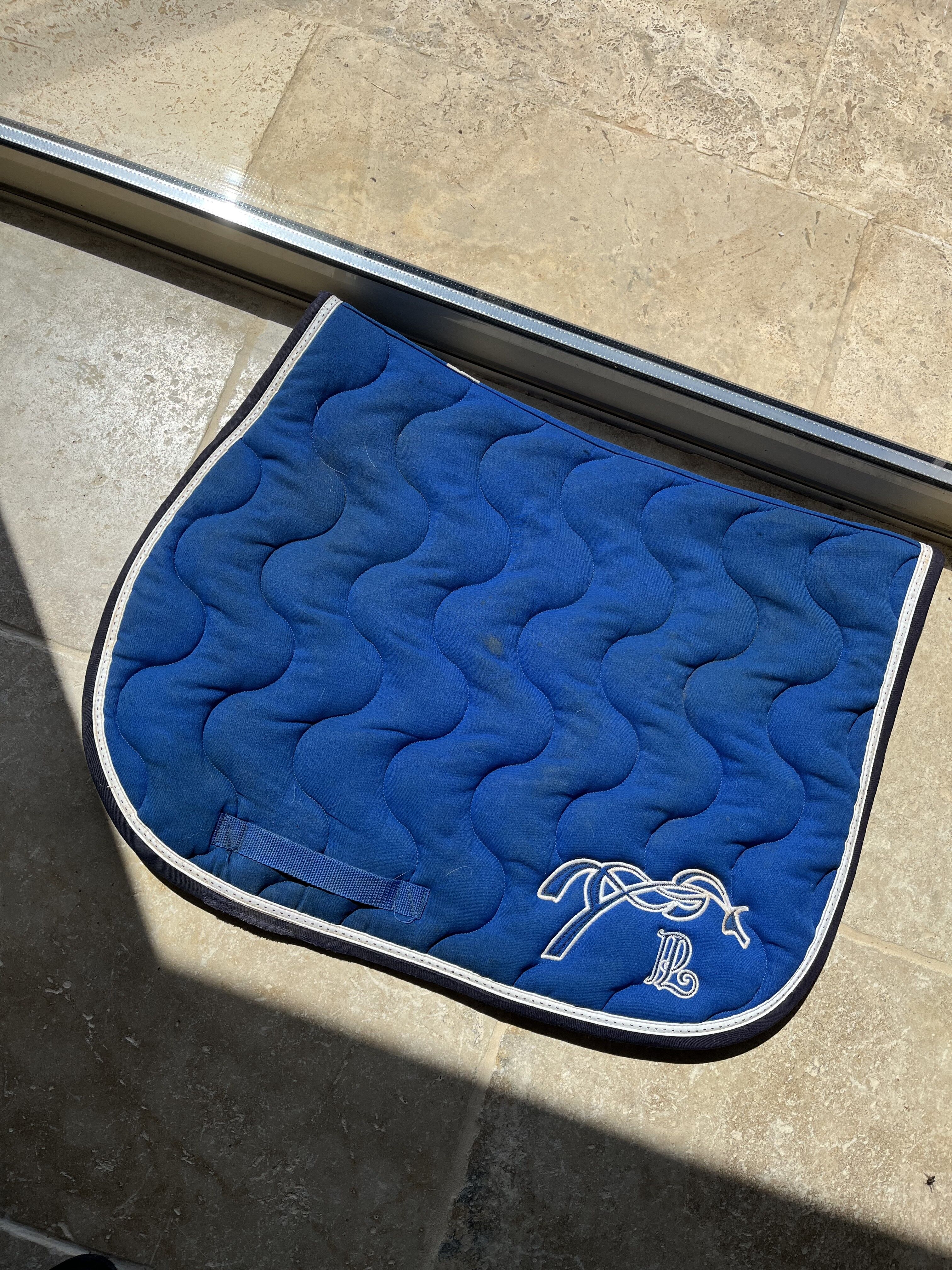Tapis pénélope bleu roi