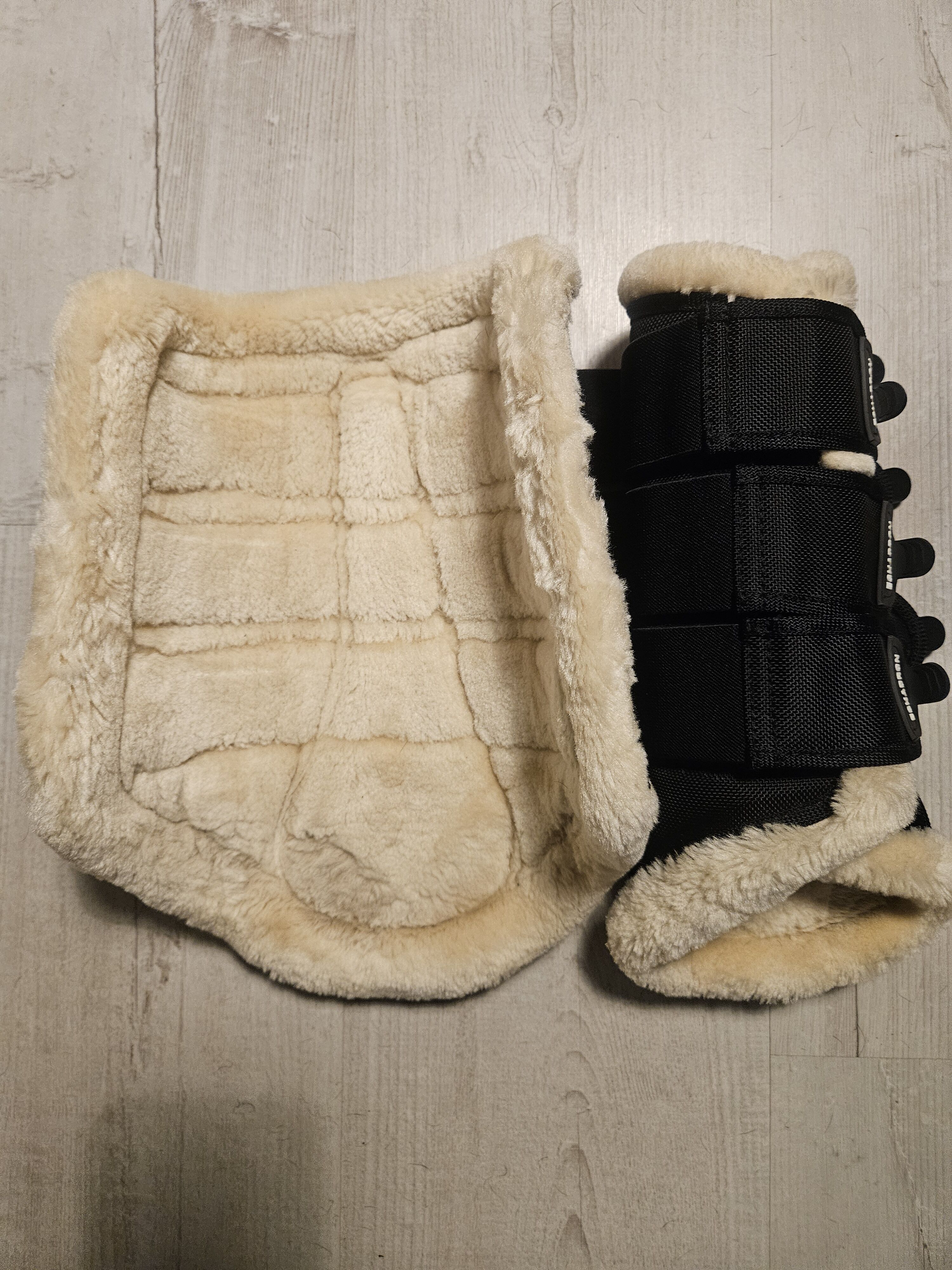 Guêtre ESKADRON en mouton synthétique