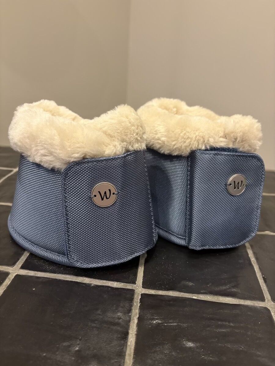 Cloches fourrees chalk blue waldhausen