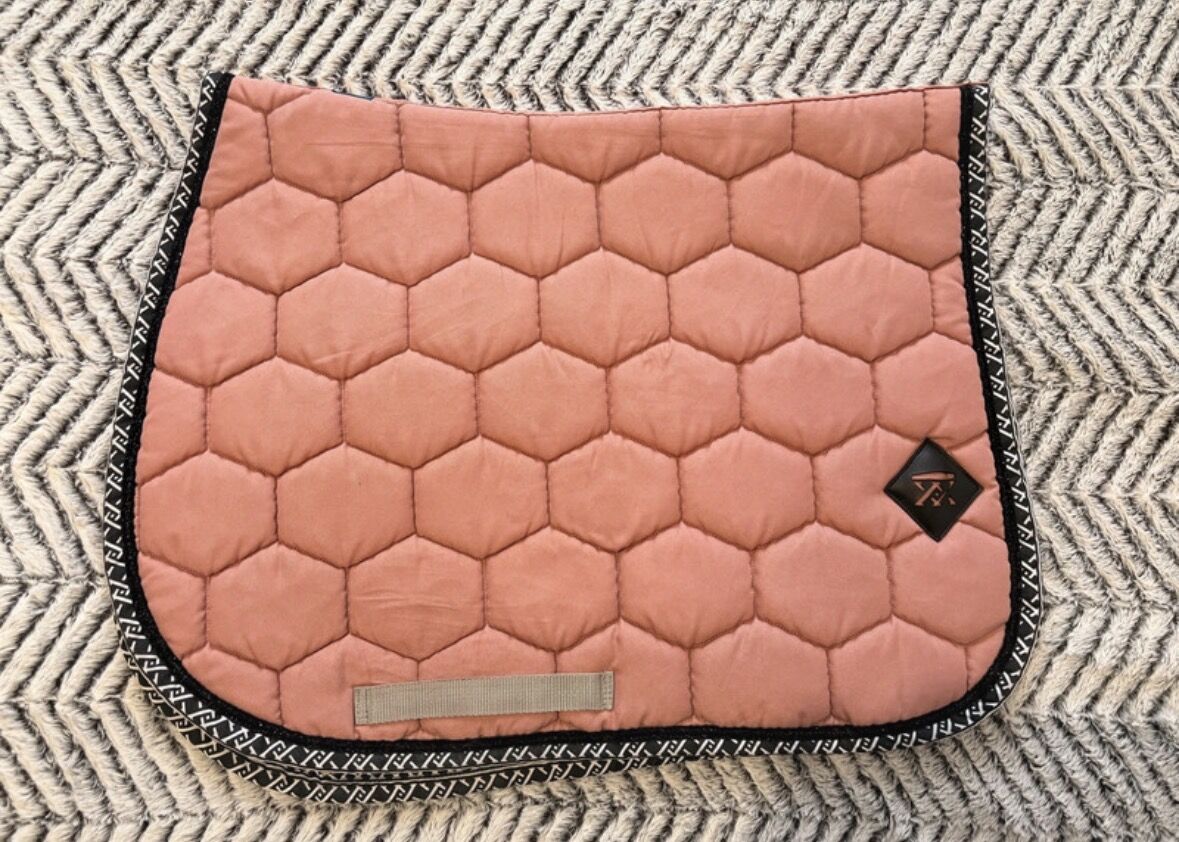 Tapis oxxer rose monogramme