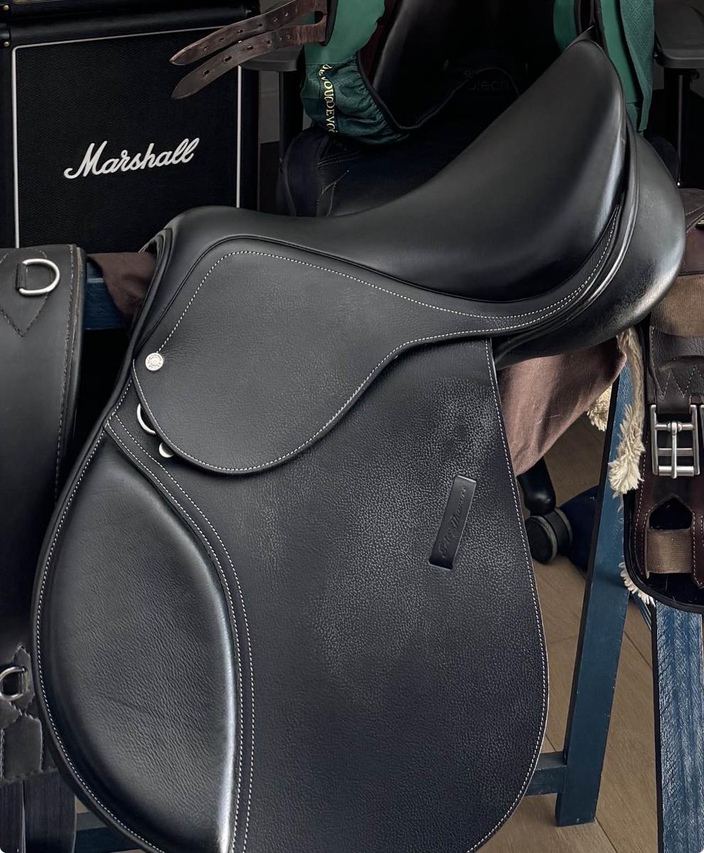 selle Éric Thomas neuve