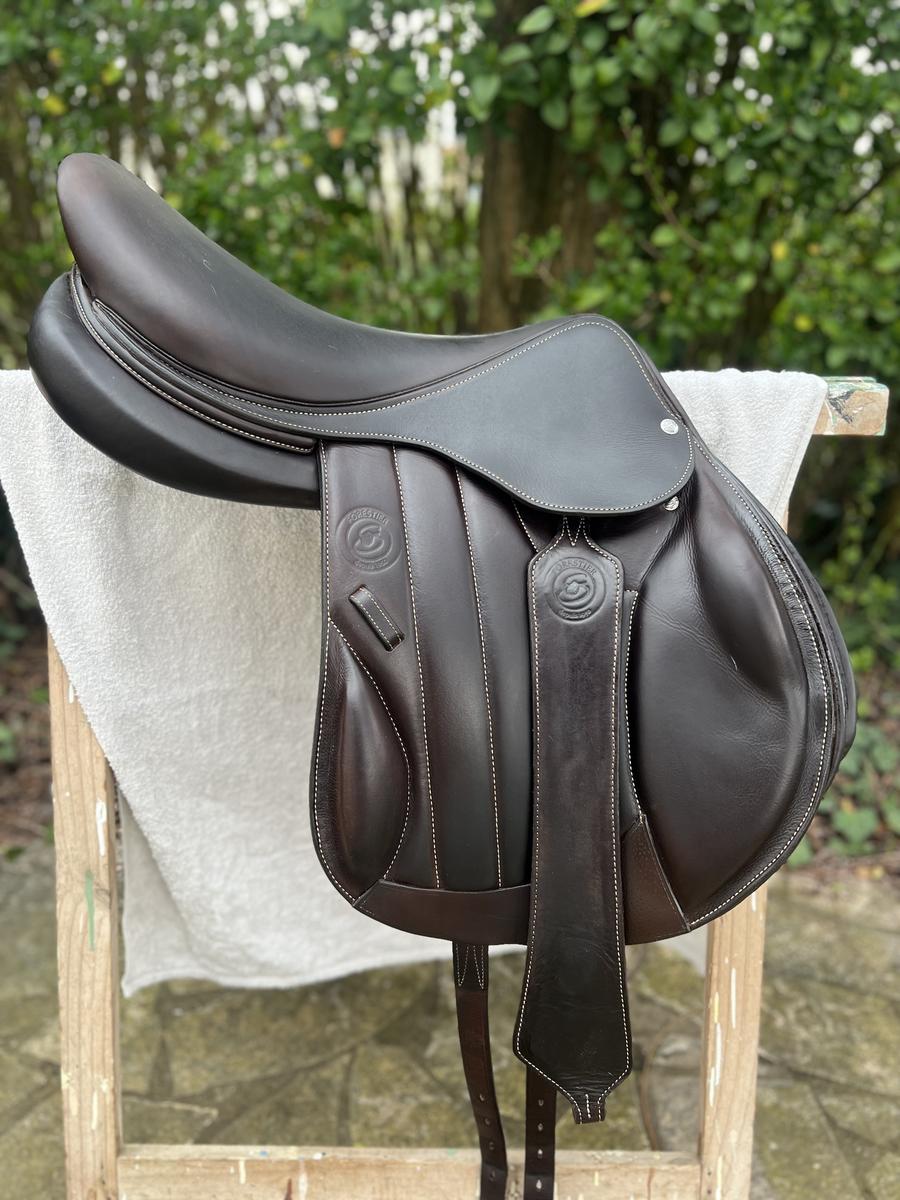 Selle Forestier Boeckelo MONOQUARTIER 18” – Tout veau – Châtaigne + équipement