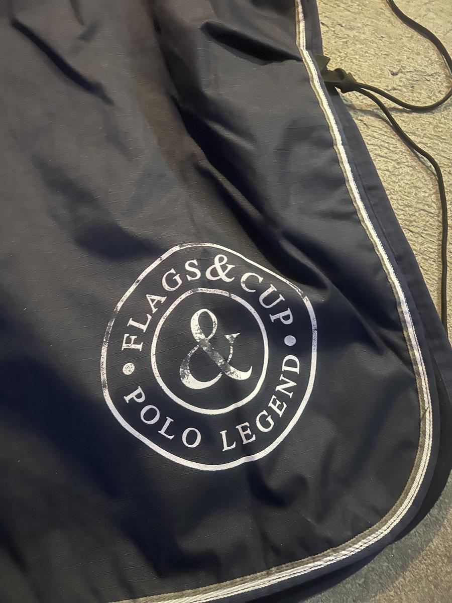 Couvre rein Flags&Cup