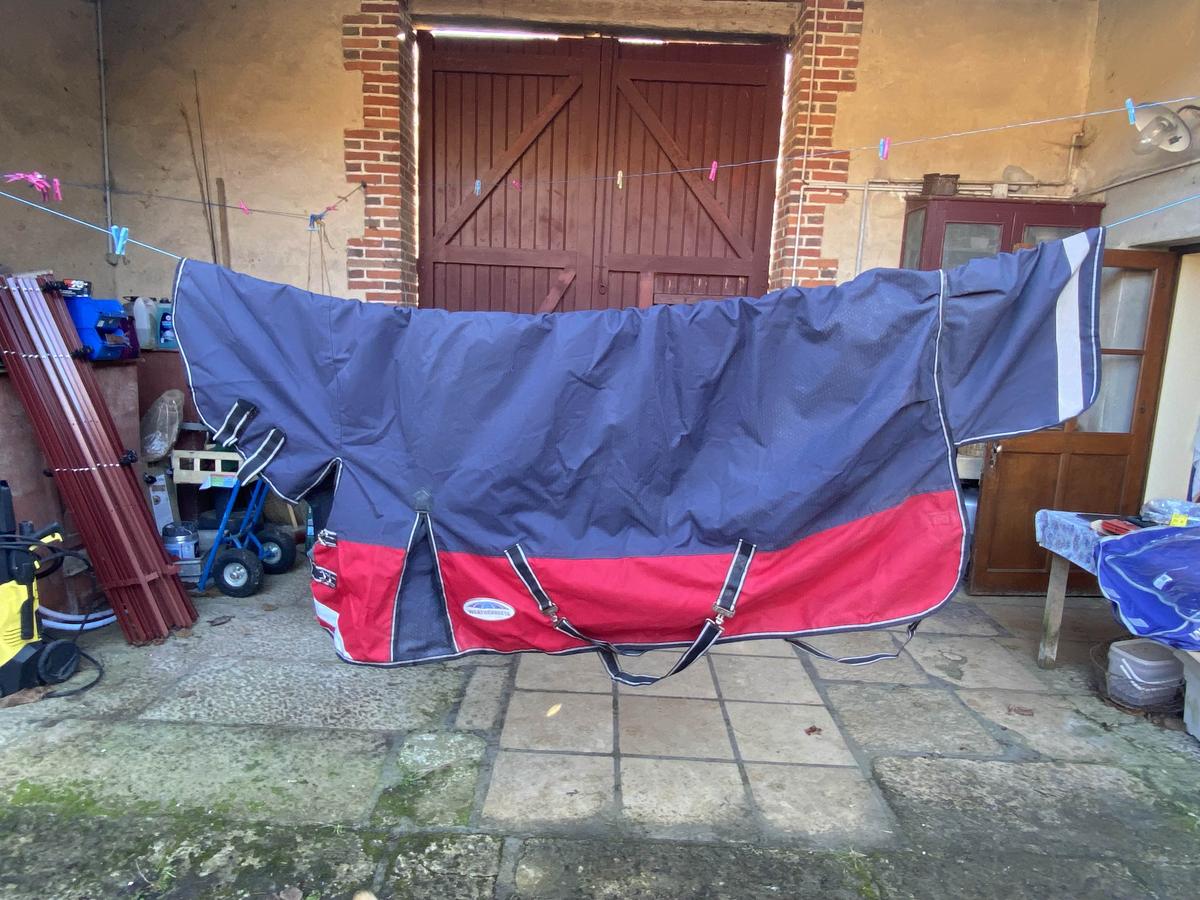 couverture imperméable 1200D cou intégré