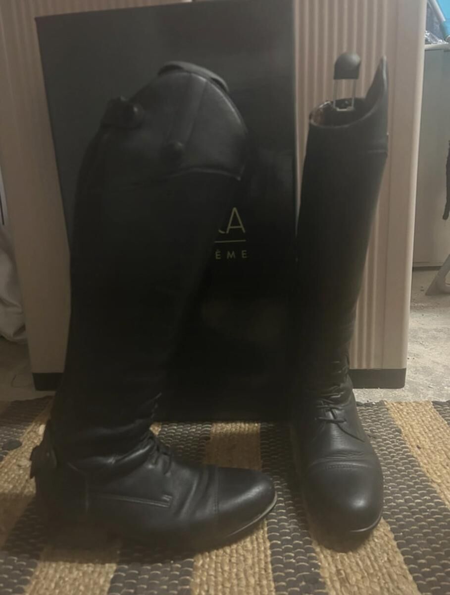 Botte equitheme