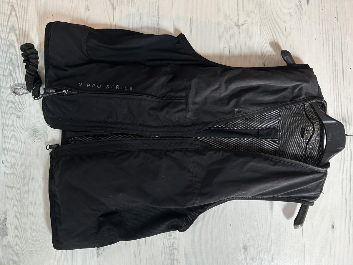 Airbag Equithème noir pro series