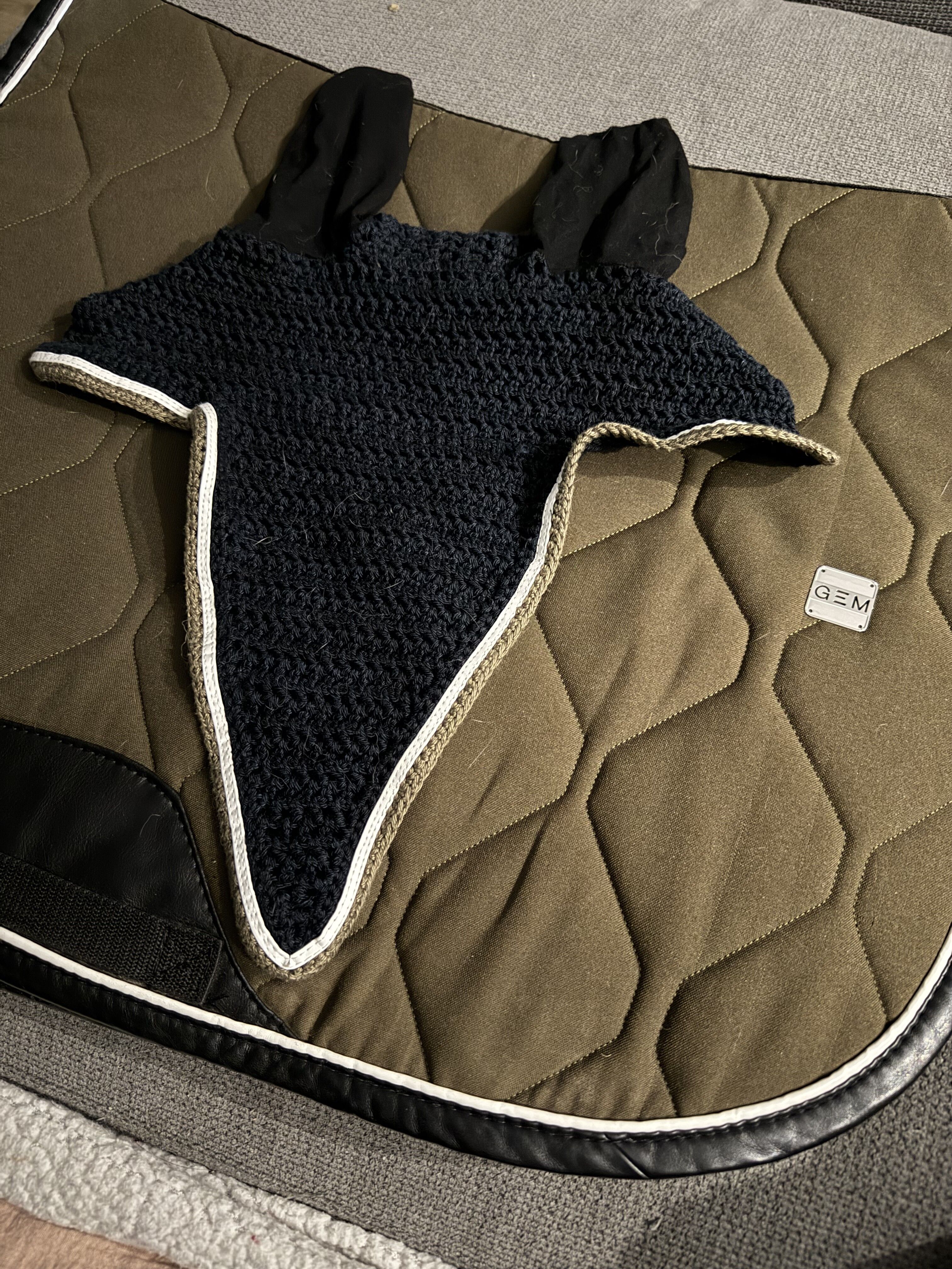 Ensemble Tapis + bonnet GEM