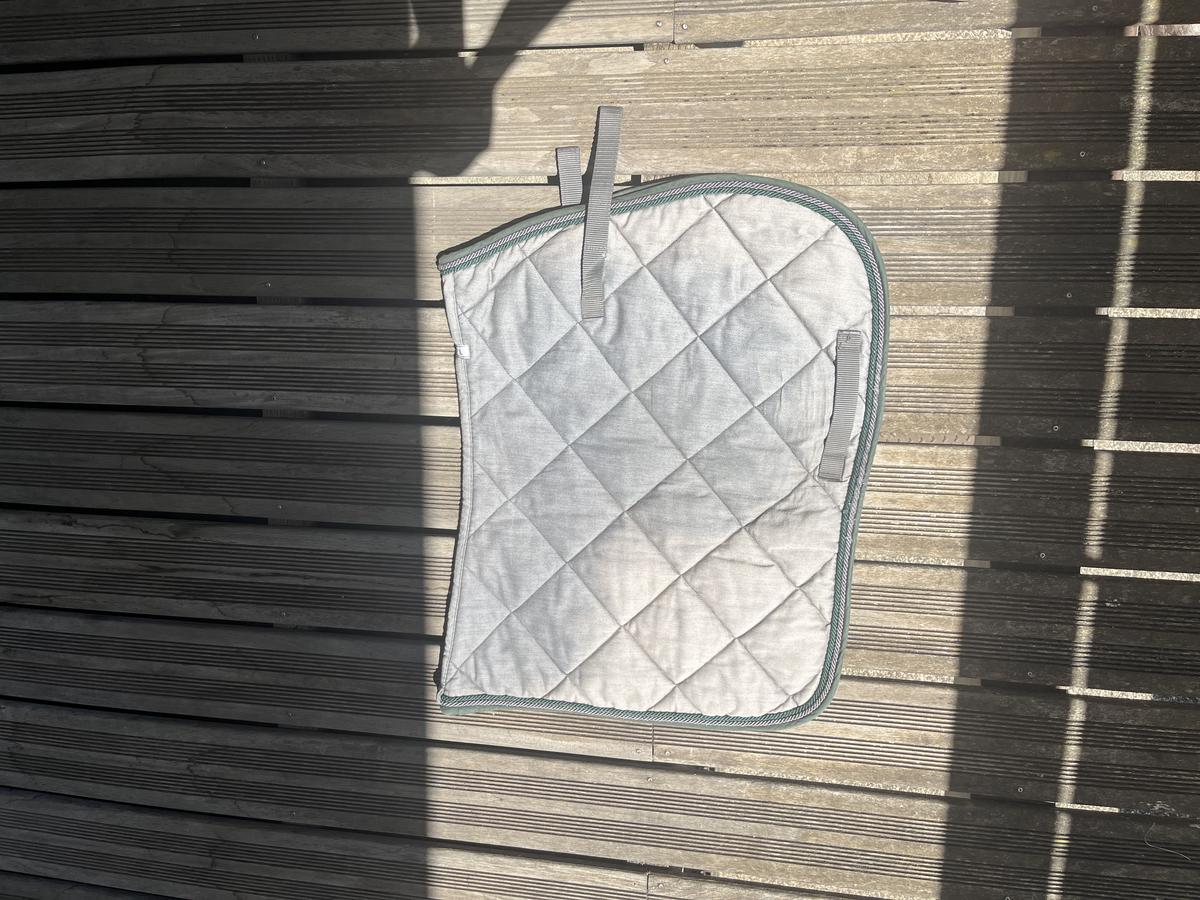 Tapis gris