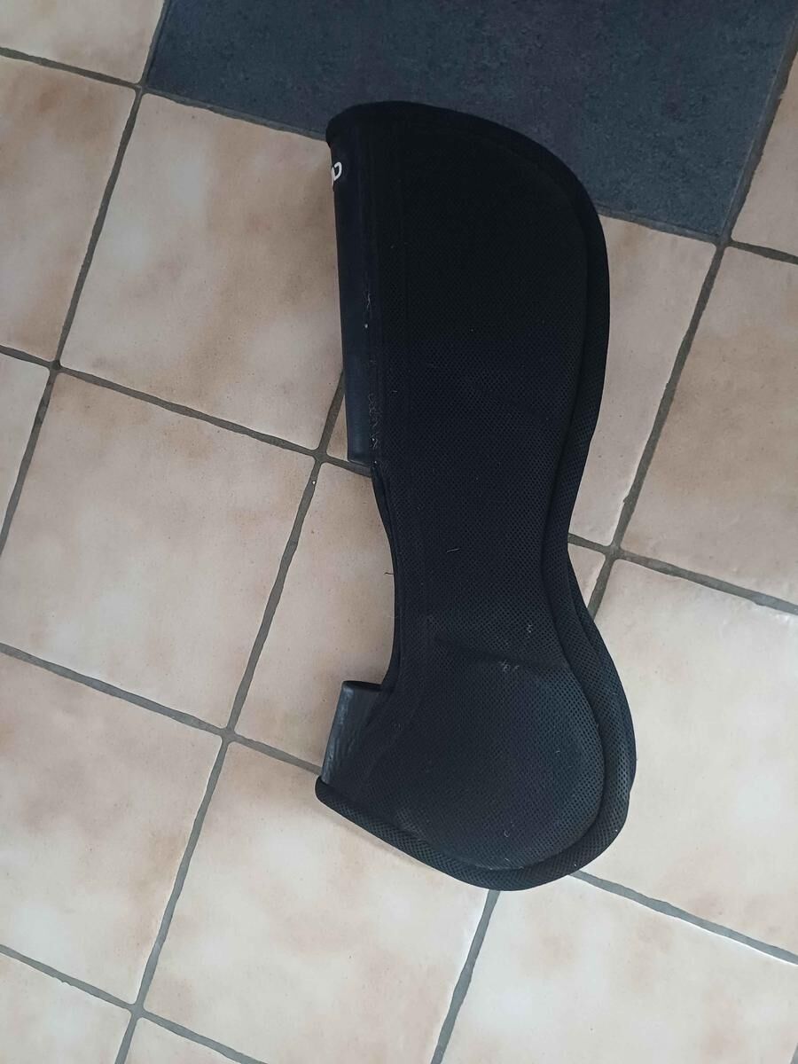 Amortisseur à cales CWD noir neuf