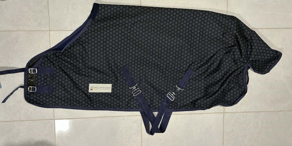 Couverture poney imperméable doublé polaire