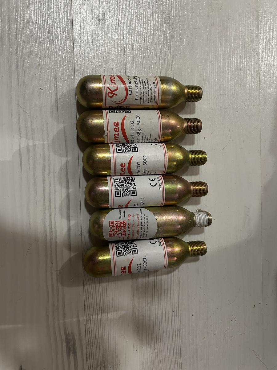 6 cartouches 50cc air bag