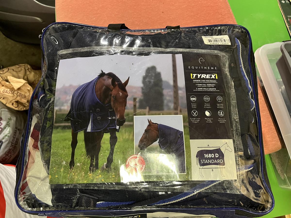 Couverture equitheme