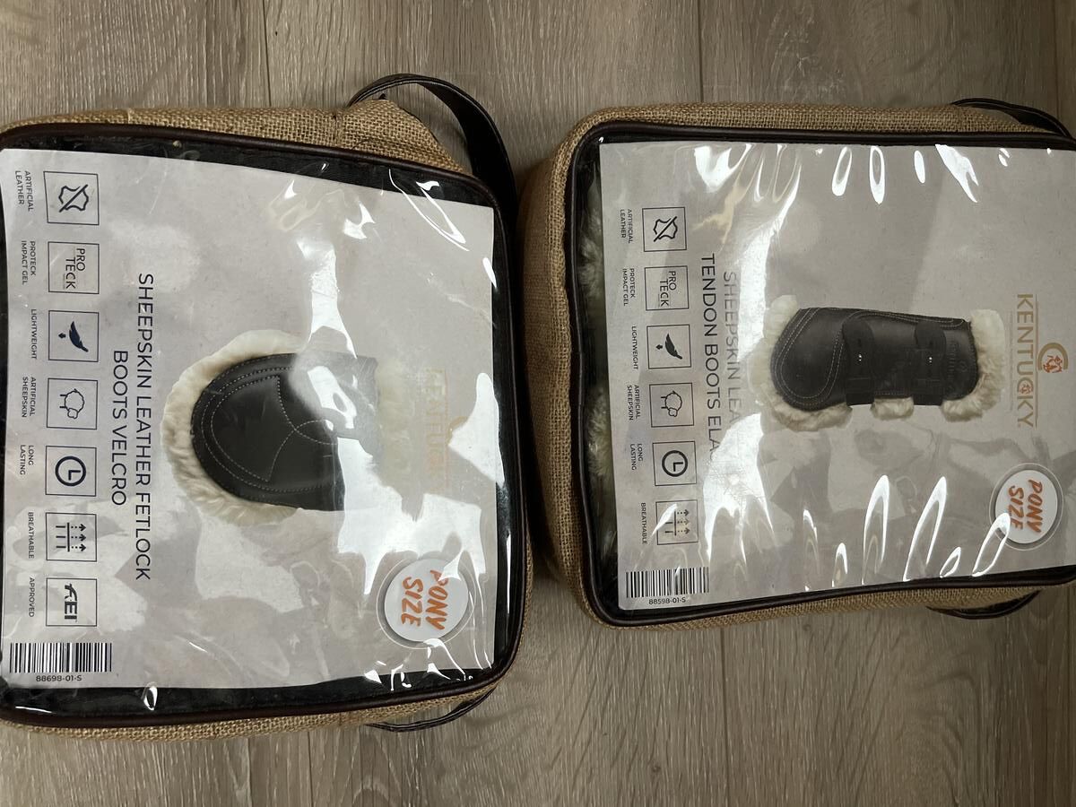 Guêtres et protège boulets noirs