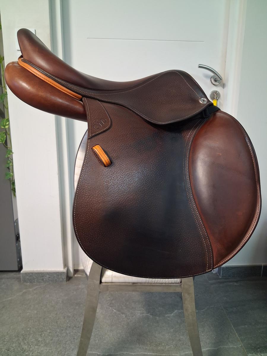 Selle mixte  cwd 2022 17 pouces