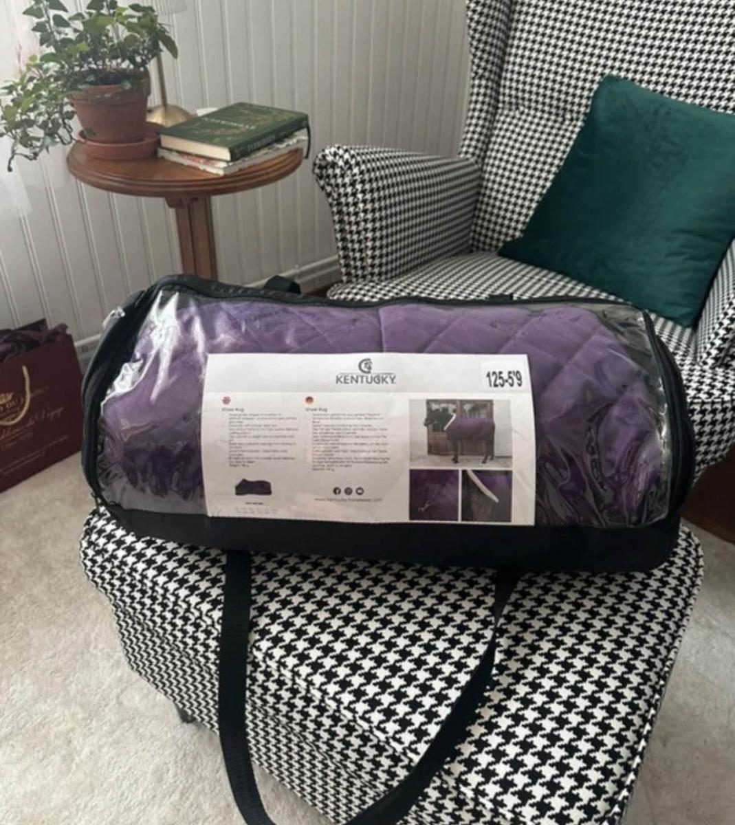 Couverture d’écurie violette