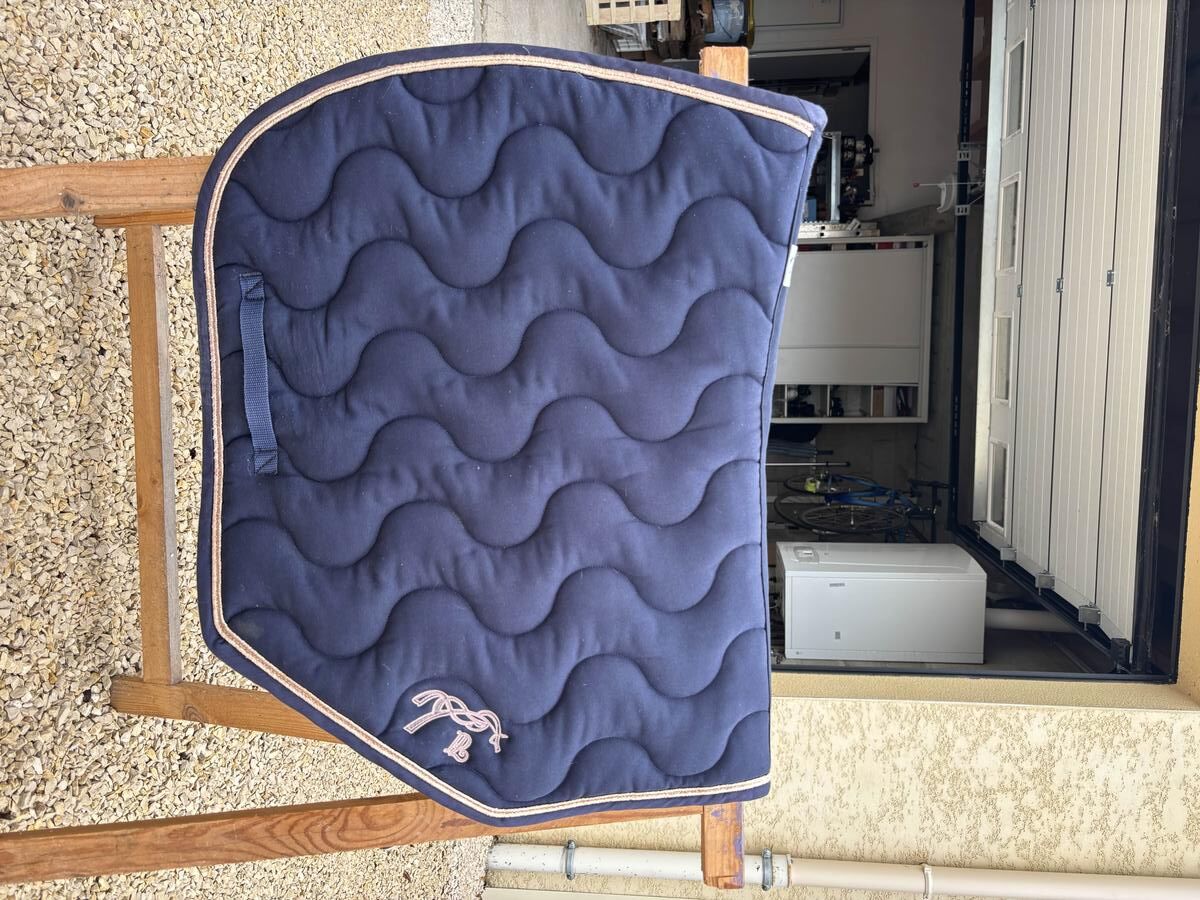 Tapis de selle Penelope Leprevost bleu marine