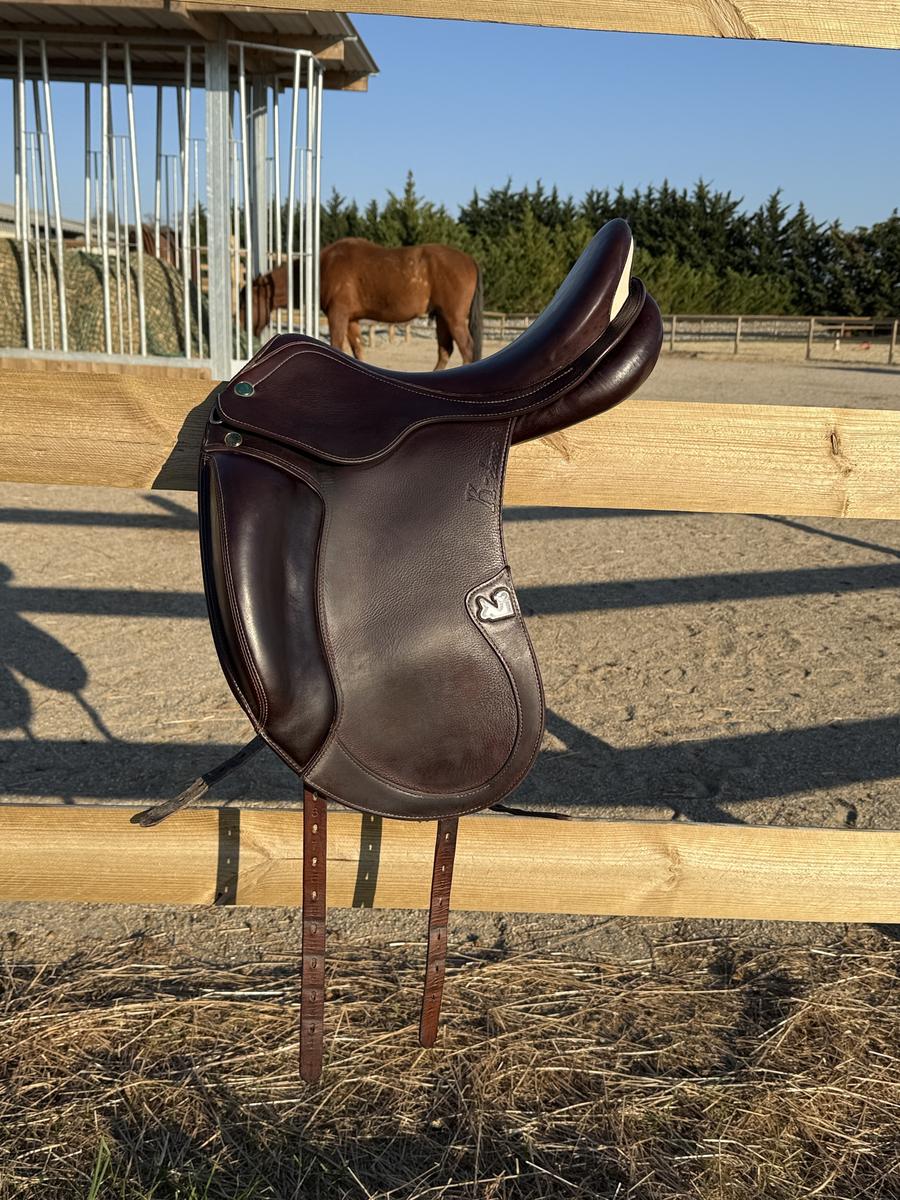 Selle Dressage Prestige K-Dence 17''