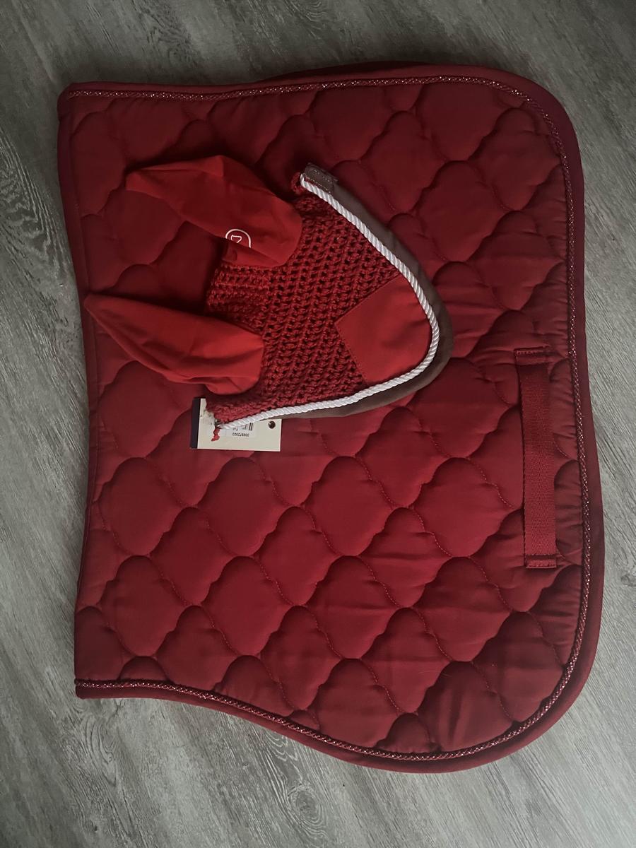 ensemble tapis + bonnet