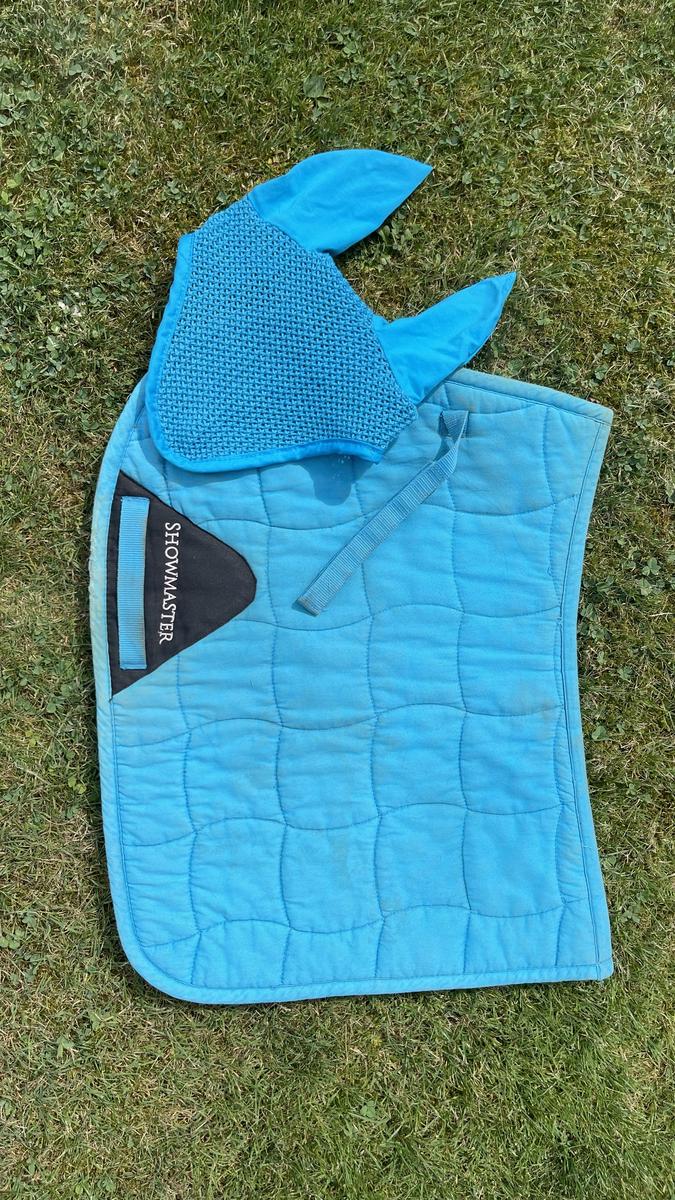 Ensemble tapis + bonnet