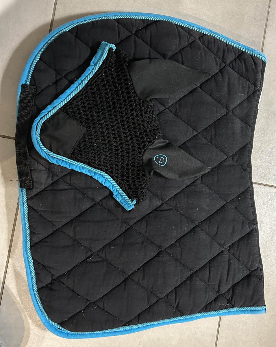 Ensemble tapis + bonnet equitheme