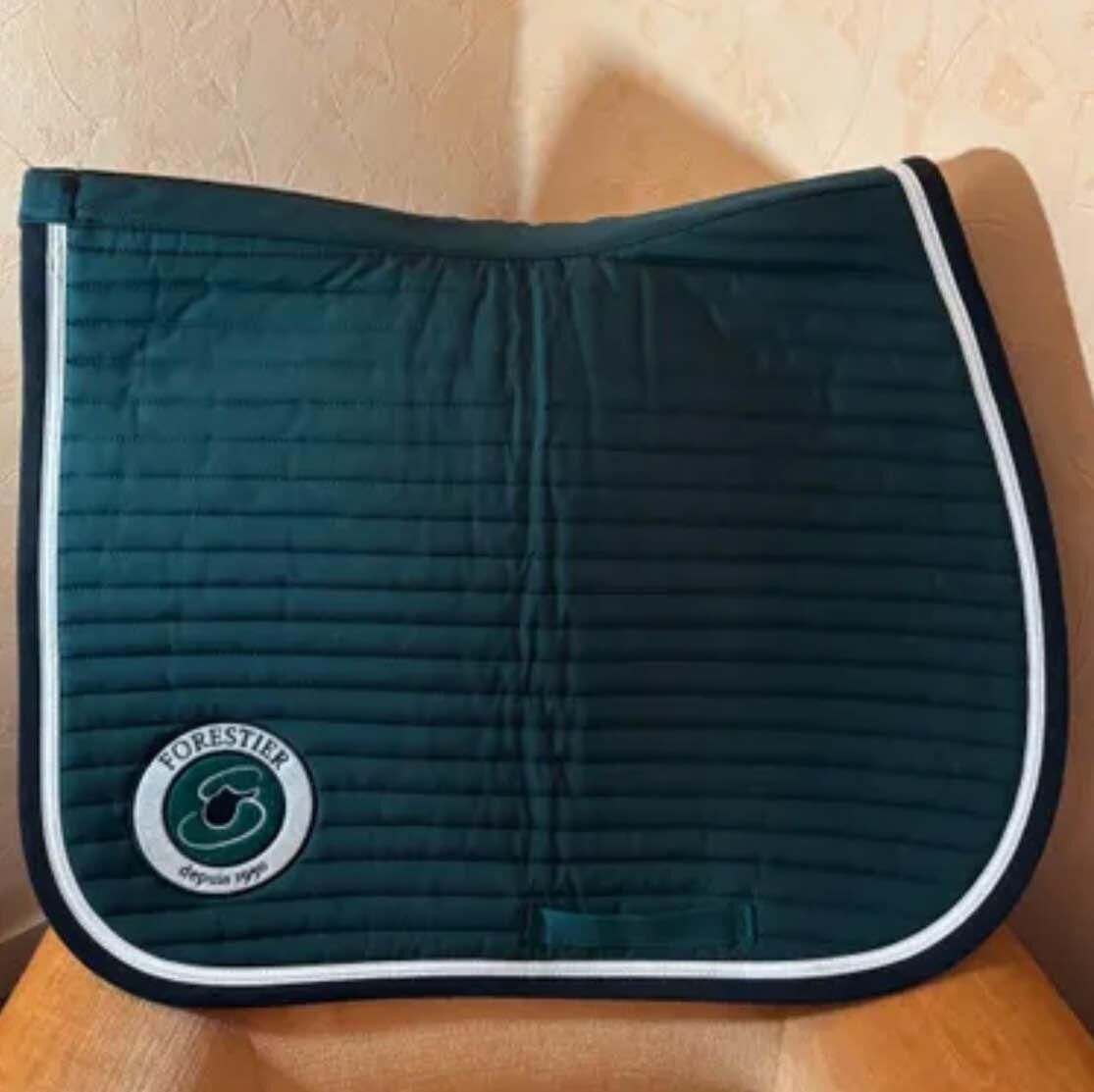 tapis jumping forestier