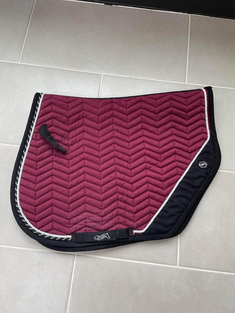 Tapis QHP bordeau