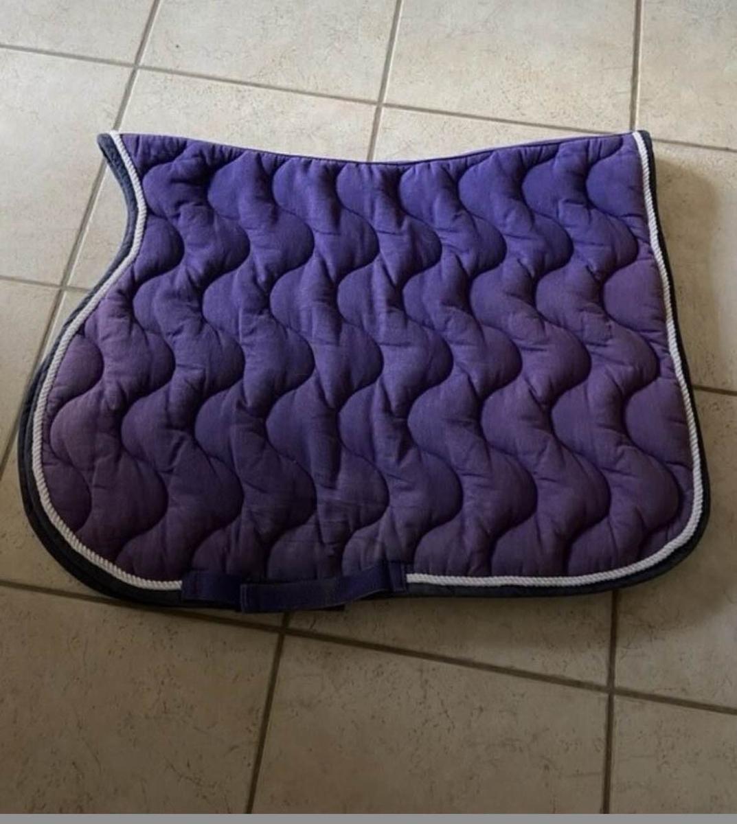 Tapis violet