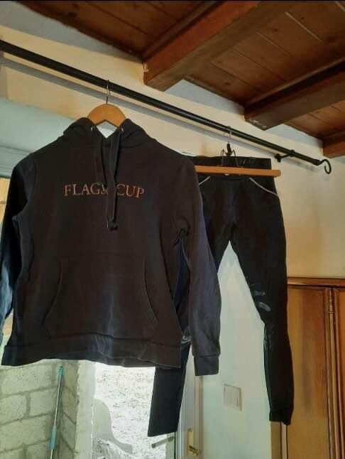 ensemble flags and cup