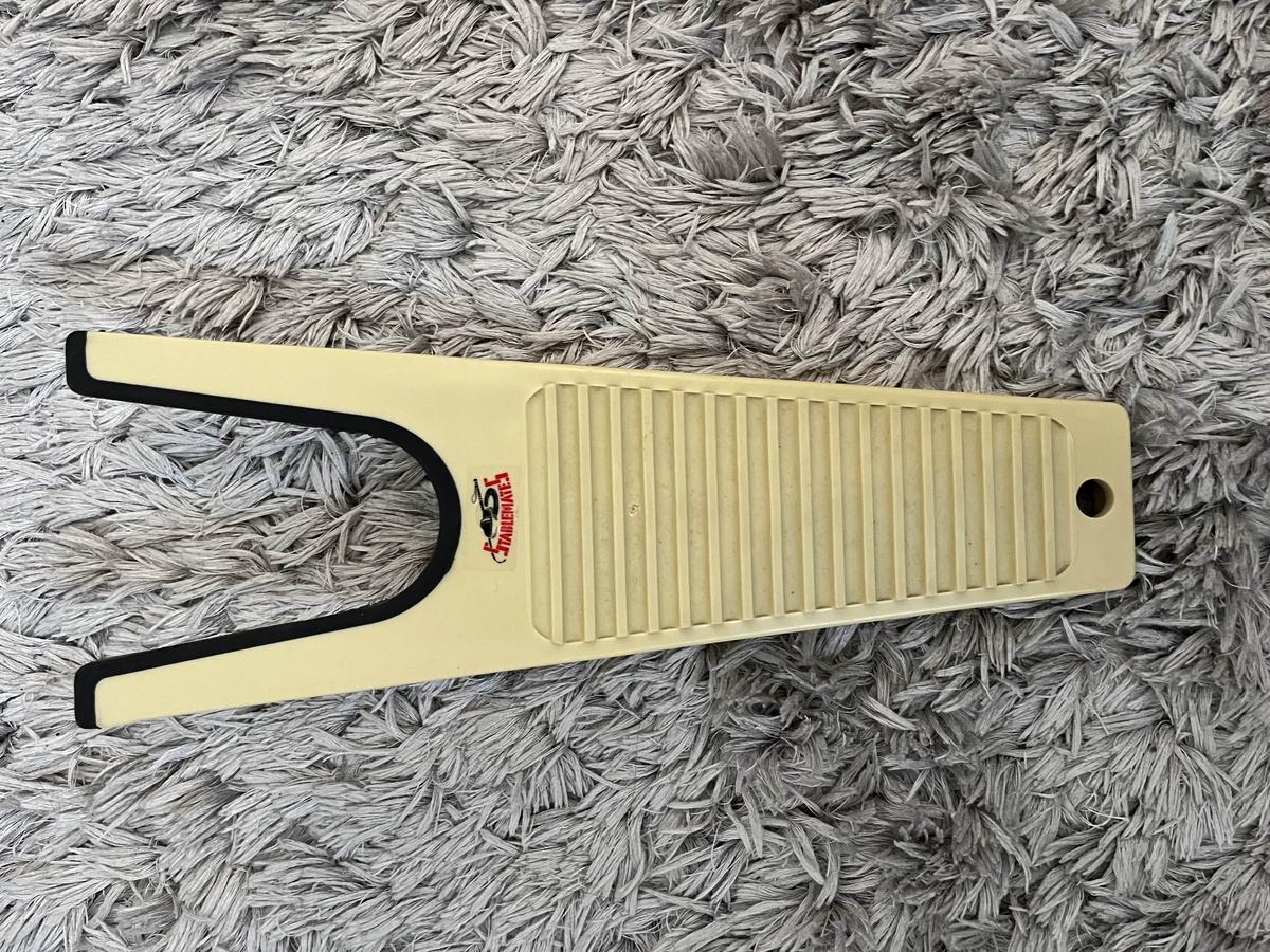 tire-botte stablemates