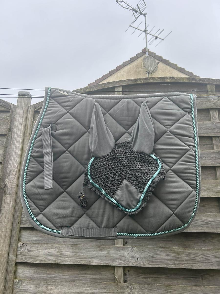 tapis et bonnet Waldhausen gris et bleu